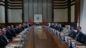 Cumhurbaşkanı Erdoğan şehit aileleri ve gazilerle Külliyede buluştu