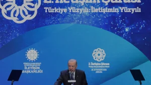 Erdoğan: Dezenformasyonla mücadeleyi millî güvenlik meselesi sayıyoruz
