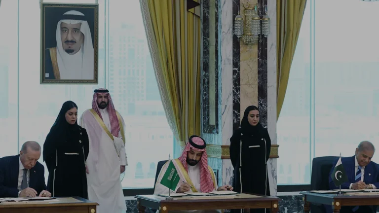 Türkiye Suudi Arabistan ve Pakistan Ortak Savunma Anlaşması imzaladı